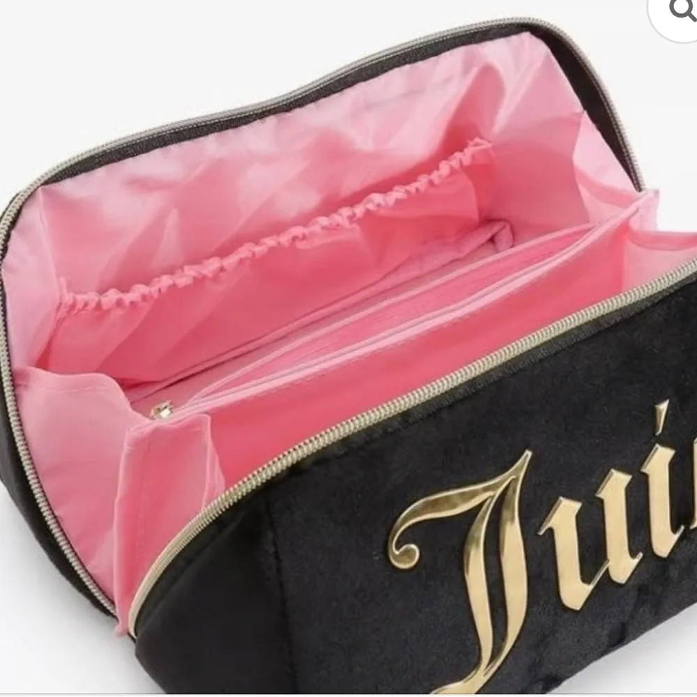 Juicy Couture ** juicy